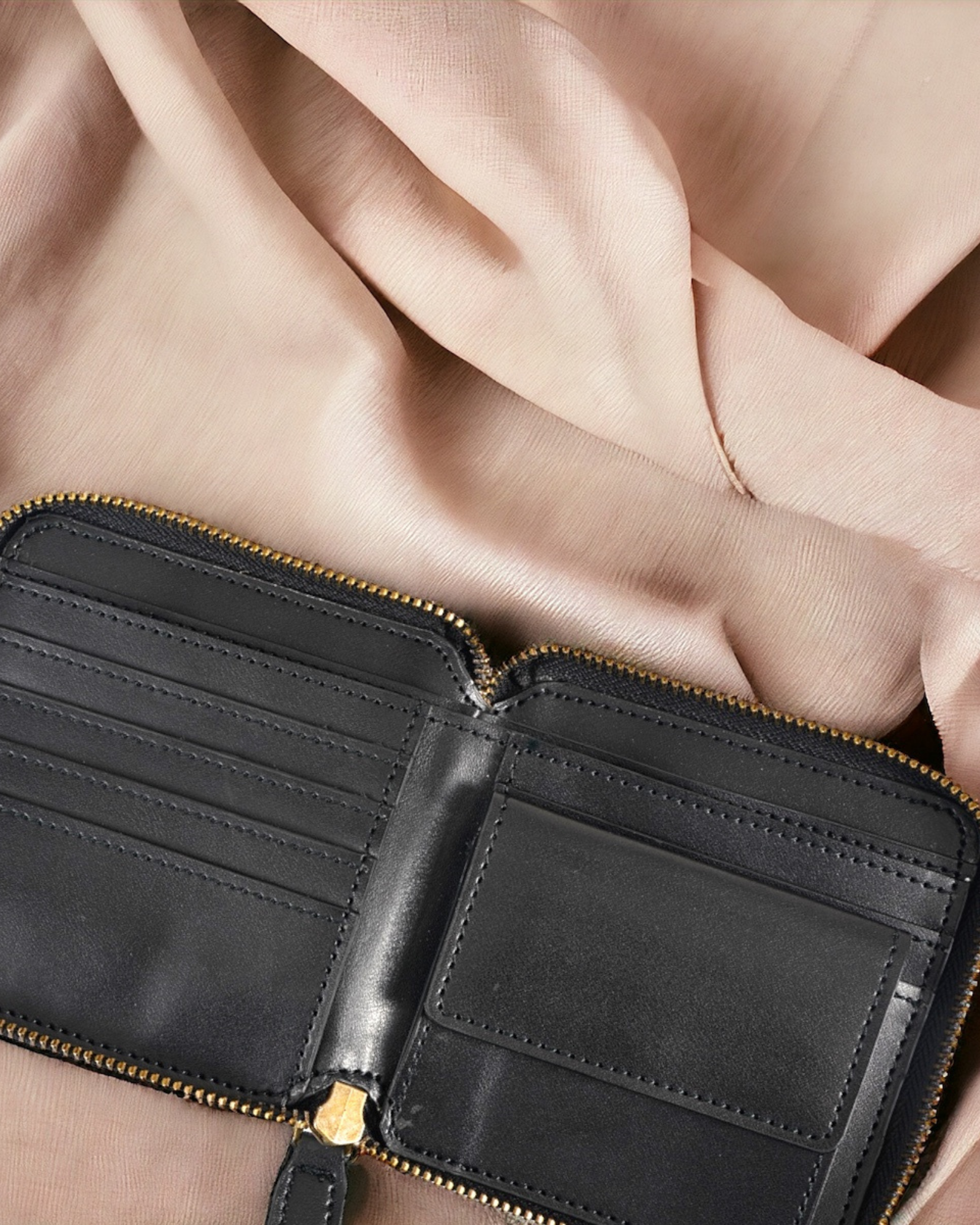 Kivik Small Zip Wallet-3